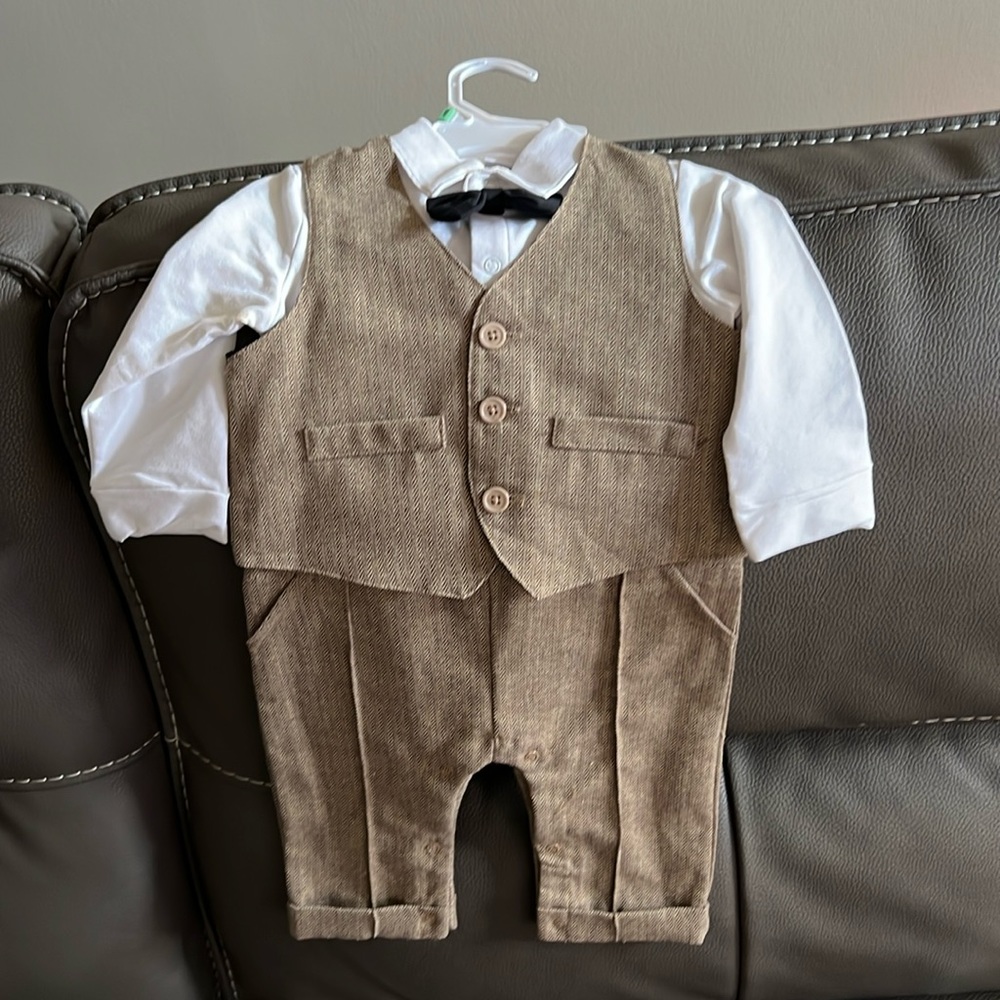 Brown Tweed boys suit